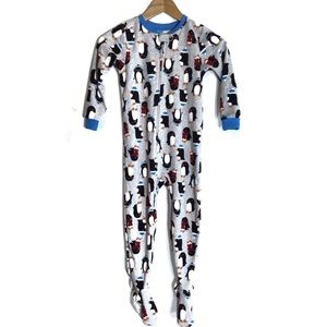 Carter’s Kids Toddler Size 5T Footed Holiday Pajama Penguin Print One Piece